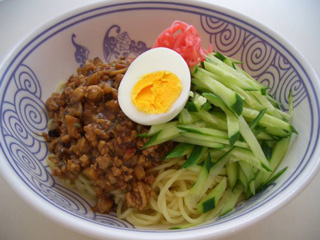 ジャージャン麺（炸醤麺）