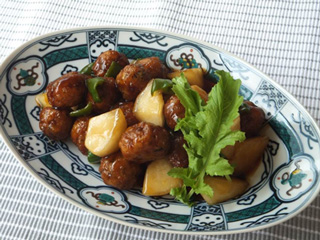 大根入り肉団子と梨の甘酢あん