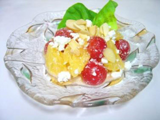 ミニトマトとはっさくのはちみつチーズサラダ