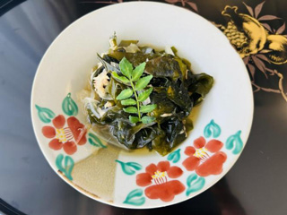 新わかめとツナのサッと煮