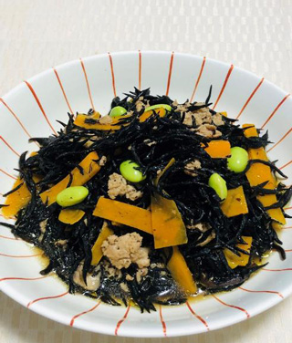 ひじきの煮物（うまみの出し方を知る）